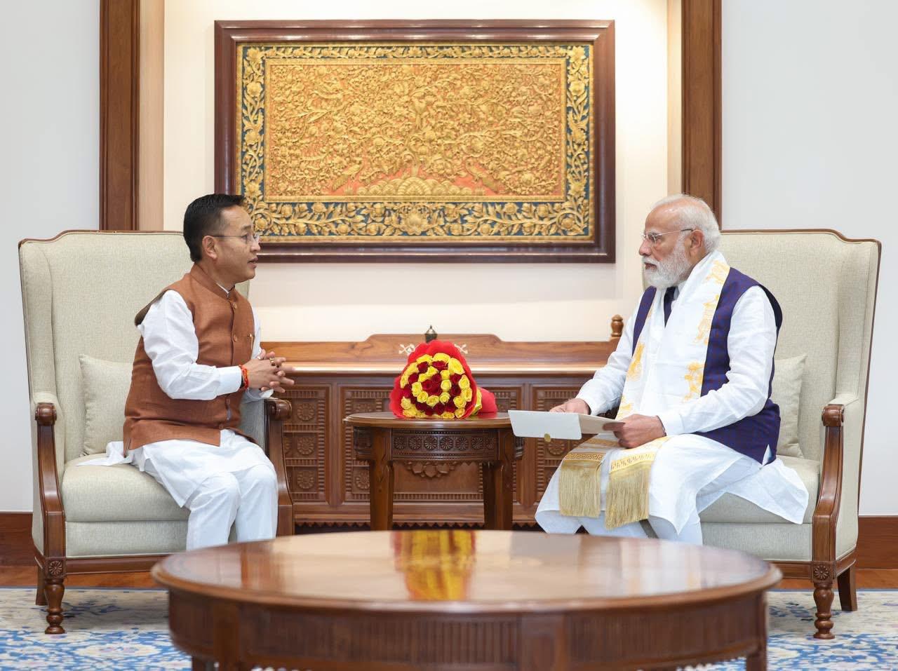 Sikkim CM Meets Union Finance Minister, Secures INR 820 Crore Boost for Hill State